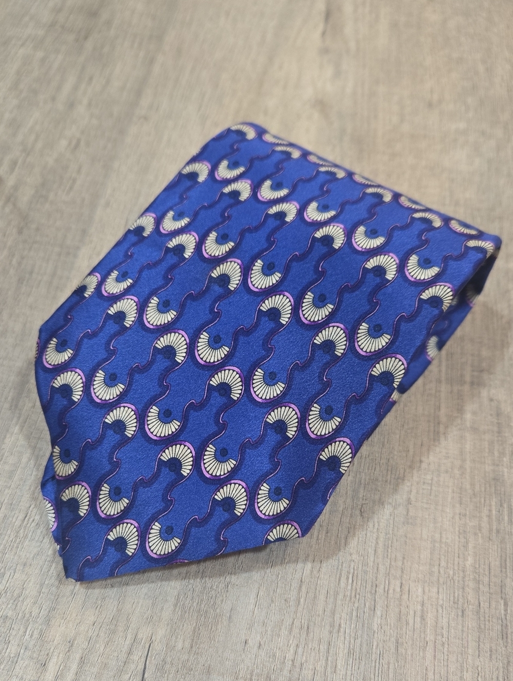 MENS Valentino Royal Blue and Gold Silk Tie!!!